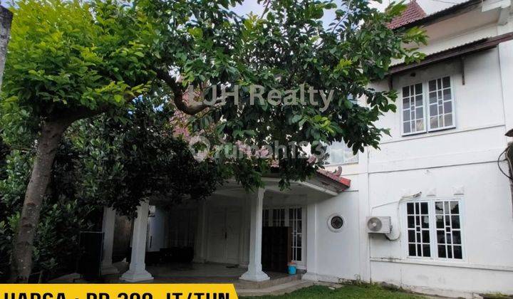 Disewakan Rumah Lokasi Jalan Veteran 1