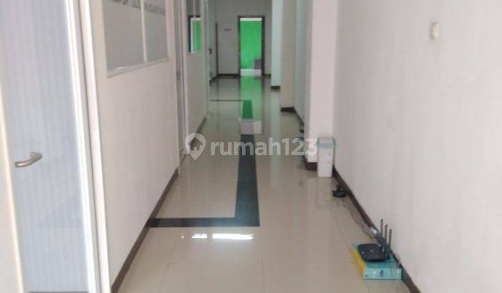 Sewa Ruko 3 Lantai Jl.veteran Bintaro, Jakarta Selatan 4