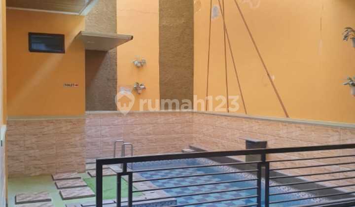 Rumah di Jl. Raden Gunawan 3 Lantai SHM Bagus 5