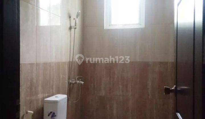 Rumah di Perum Citra Garden 2 Lantai SHM Baru Utara 4