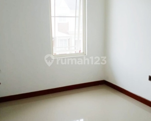 Rumah di Perum Citraland 2 Lantai SHM Bagus Barat 3