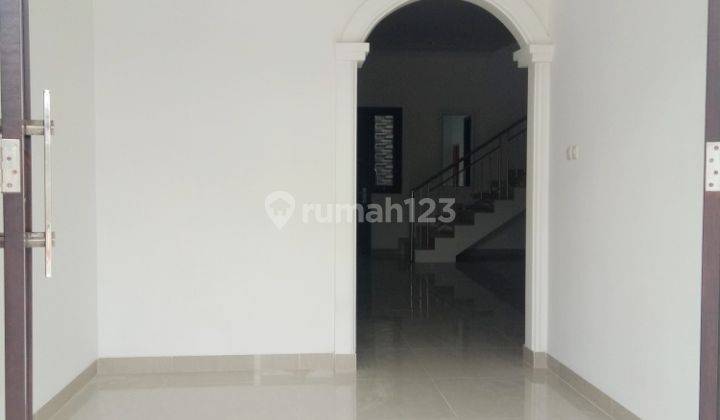 Rumah di Perum Citra Garden 2 Lantai SHM Baru Utara 2