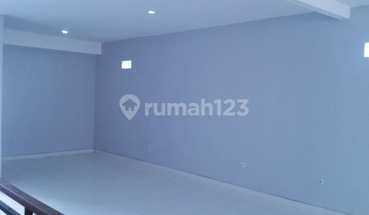 RUMAH USAHA RUNGKUT SURABAYA MURAH 2LANTAI READY DEKAT MERR