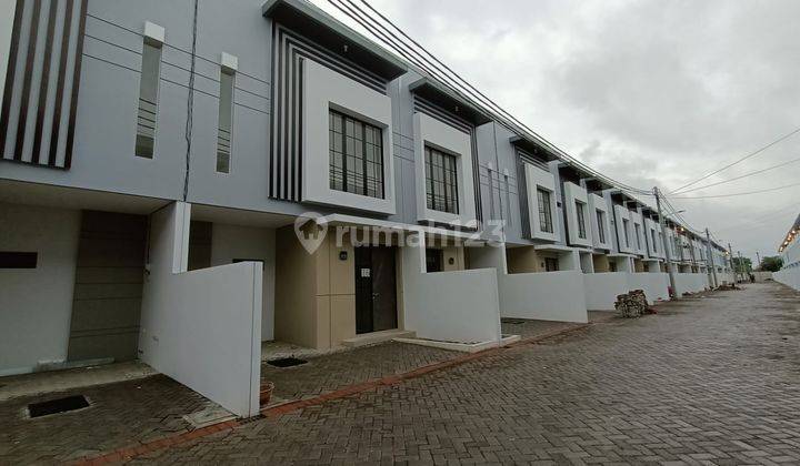 RUMAH SURABAYA TIMUR MURAH 2LANTAI DEKAT PAKUWON CITY REGENCY ONE 2