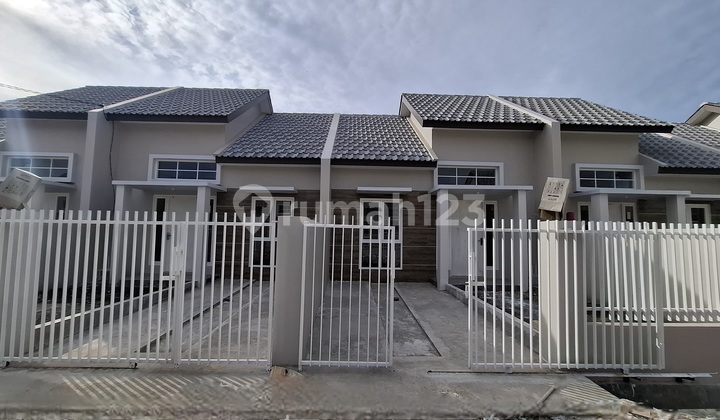 Rumah Dekat Gunung Anyar Surabaya DP 0% di Alana Regency Cemandi Rumah Dekat Gunung Anyar Surabaya DP 0% di Alana Regency Cemandi