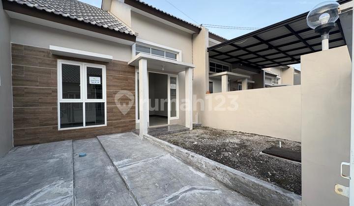 Rumah Dekat Gunung Anyar Surabaya DP 0% di Alana Regency Cemandi Rumah Dekat Gunung Anyar Surabaya DP 0% di Alana Regency Cemandi