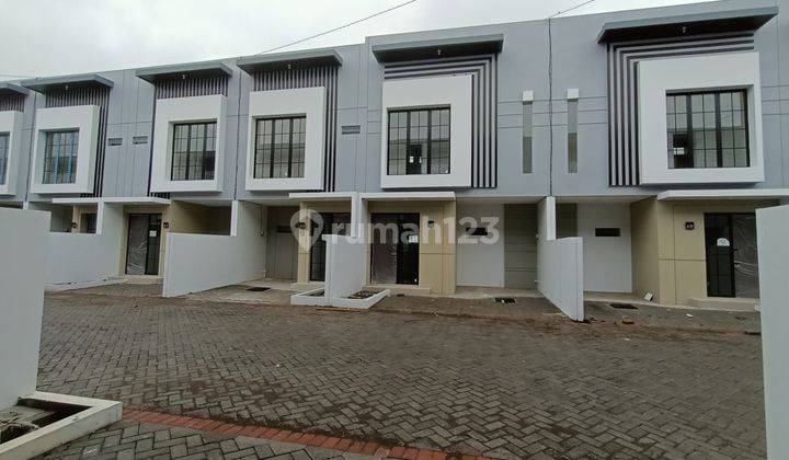 RUMAH SURABAYA TIMUR MURAH 2LANTAI DEKAT PAKUWON CITY REGENCY ONE 1