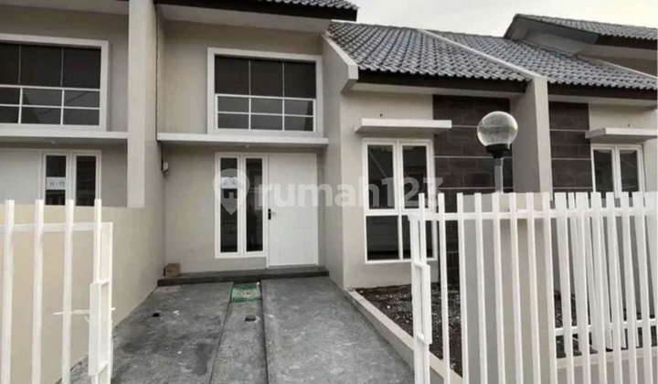 Rumah Tanda DP Dekat Surabaya Timur di Alana Regency Cemandi