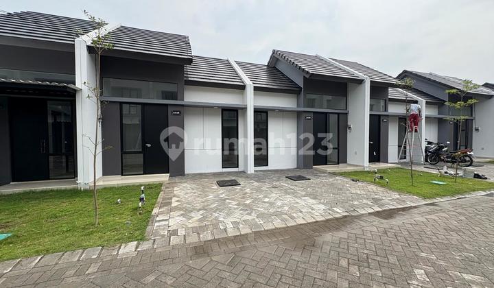 Rumah Rungkut Wonorejo Selatan Surabaya Timur di Park Sunrise