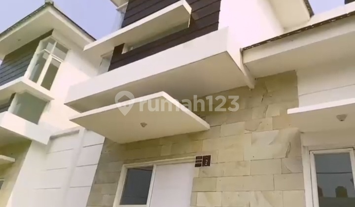 Rumah 2lantai Ready Dekat Sidoarjo Dp 0% Di Spring Residence Rumah 2lantai Ready Dekat Sidoarjo Dp 0% Di Spring Residence