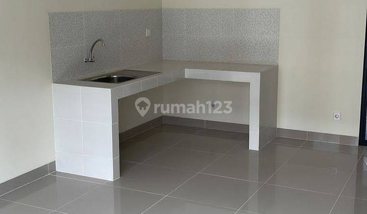 Rumah disewakan  Siap Huni Di Cluster Baroni Gading Serpong 3