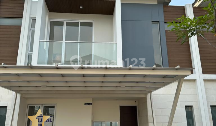 Rumah 2 lantai siap huni di Riviera Metland Puri Karang Tengah