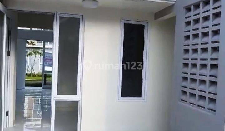 Rumah baru belum pernah dihuni di cluster Cannna Paramaont Petals 2