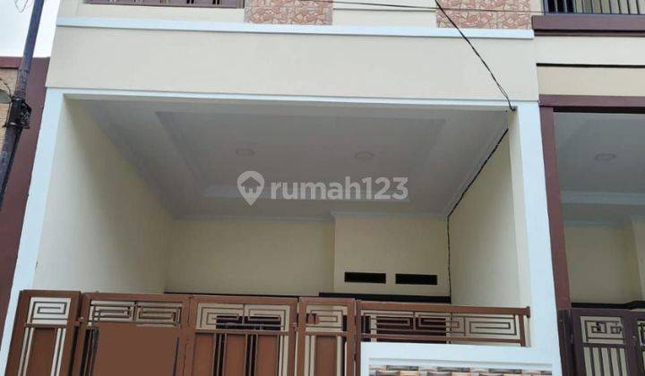 Rumah Baru 2 lantai siap huni di komplek Poris Indah Tangerang  1