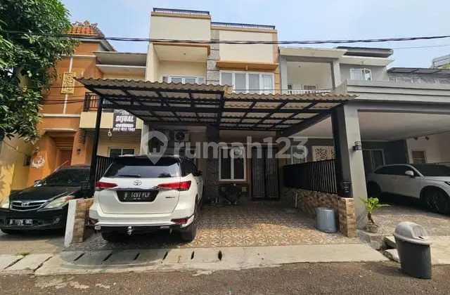 House for Sale Ready to Occupy in Ubud Cluster, Lippo Karawaci, Tangerang