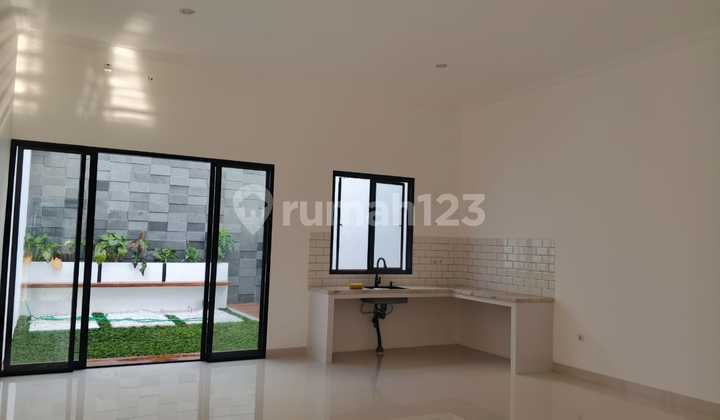 Turun Harga! Rumah Cantik Baru Fresh di Taman Malaka Pondok Kelapa