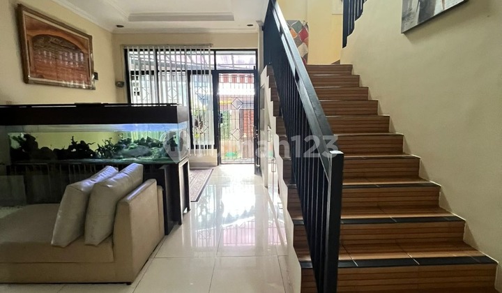 3-Story Furnished House in Ptb Pondok Kelapa 2