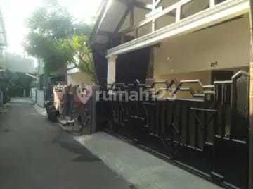 Land area 250 m² house in Bintara near Cakung Station 2