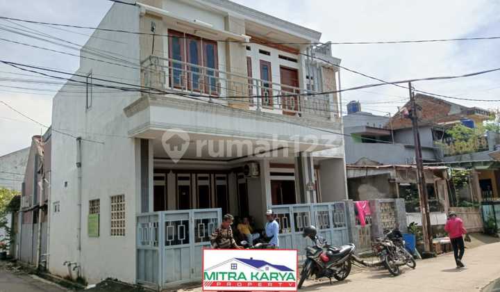 Rumah + Kolam Renang di Duta Kranji Bintara Dekat Ke KRL Cakung Rumah + Kolam Renang di Duta Kranji Bintara Dekat Ke KRL Cakung