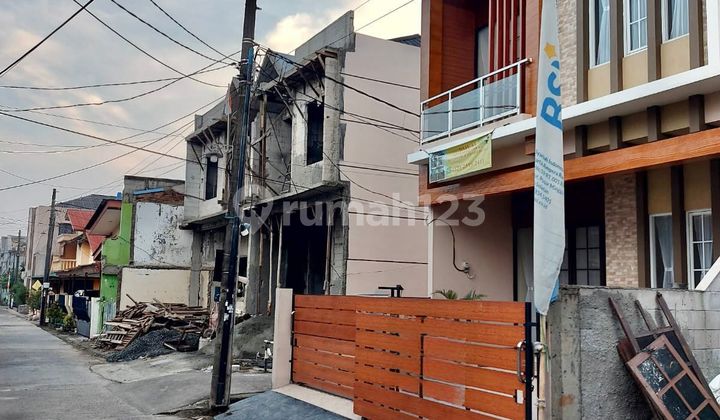 New Fresh House in Pondok Cipta Bintara Complex, Close to KRL Cakung - Kranji 2