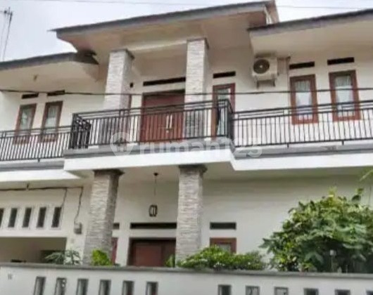 Rumah Cantik Asri di Jatiwaringin Rumah Cantik Asri di Jatiwaringin