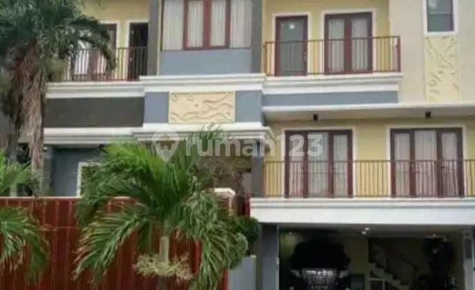 Luxurious Grand House in Duren Sawit - DKI Buaran Plot