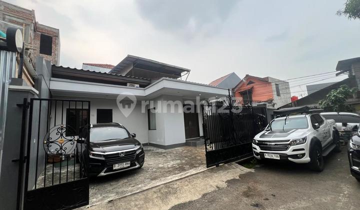 Hot List!! Rumah LT 202 M² di Pondok Bambu 1