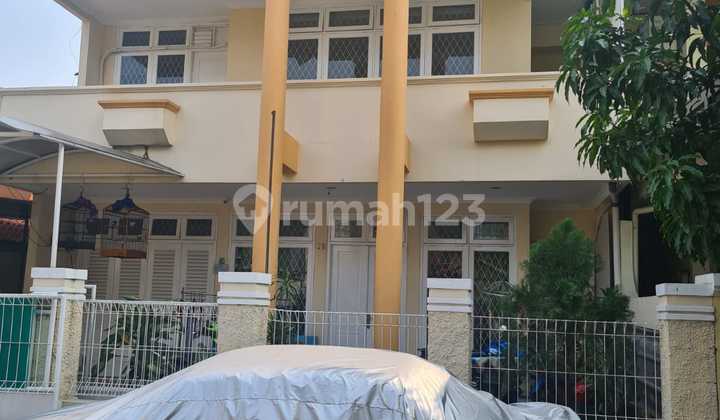 Good House with 160 Square Meters of Land in Eramas Complex, Pulogadung