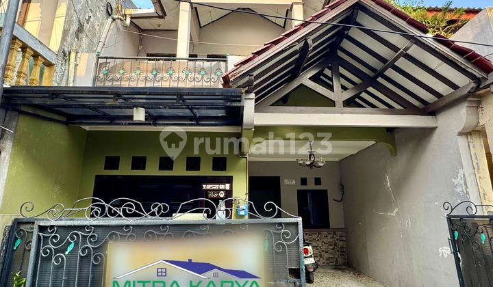 Rumah 2 Lantai di Taman Malaka - Pondok Kelapa