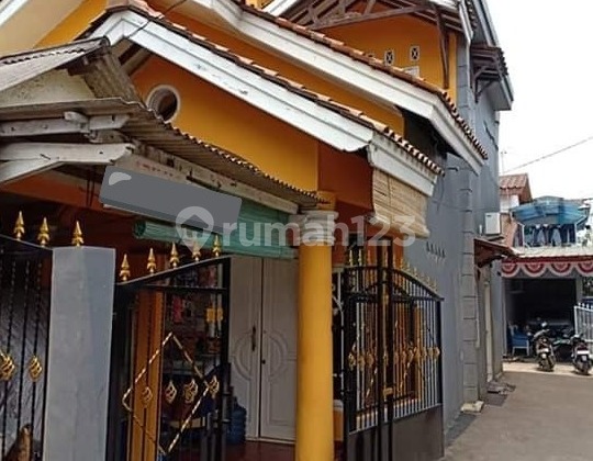 Rumah 2 Lantai Strategis Jarak 45 Meter ke Jalan Raya Pulogebang 2