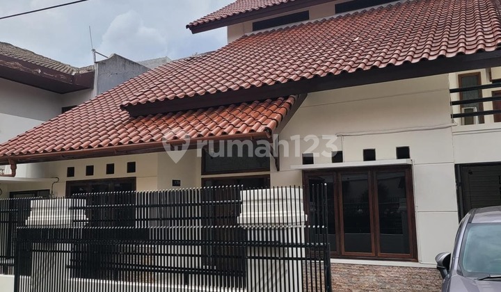 1.5-Story House LT 238 M² in Pwi Cipinang Muara Complex, Jatinegara 2