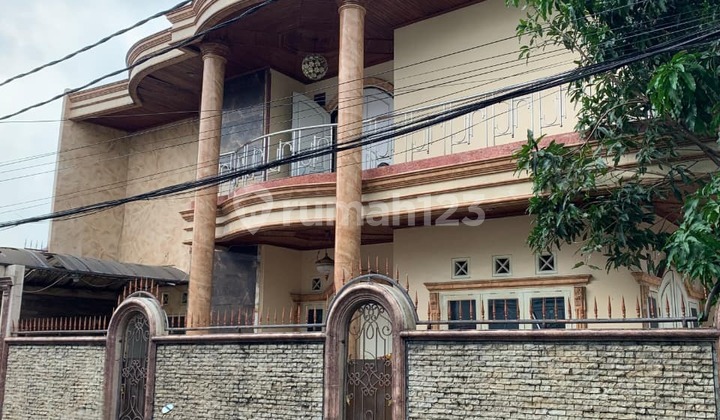 Rumah Classic LT 160 M² di Komplek Buaran Duren Sawit 2