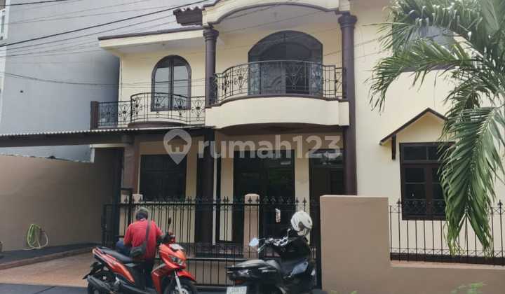 Fresh House, 192 M² Land Area in Billymoon Complex, Pondok Kelapa Fresh House, 192 M² Land Area in Billymoon Complex, Pondok Kelapa
