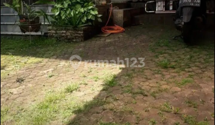 Rumah 2 Lantai LT 193 M² di Duren Sawit 2