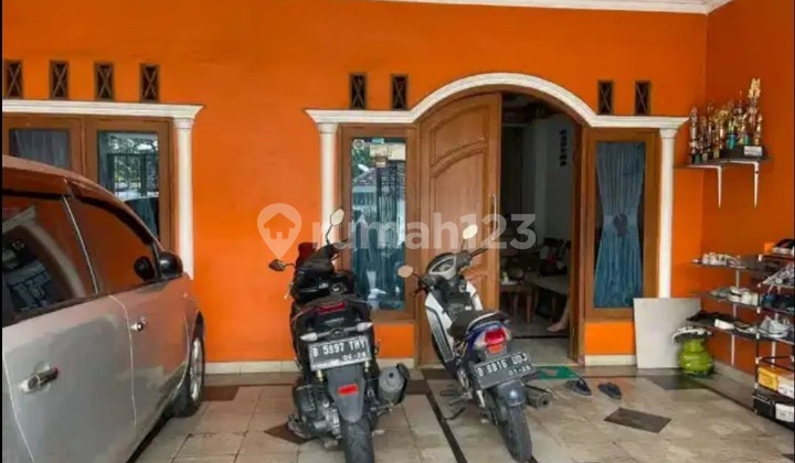 Rumah Bagus 2 Lantai di Ptb Duren Sawit 2