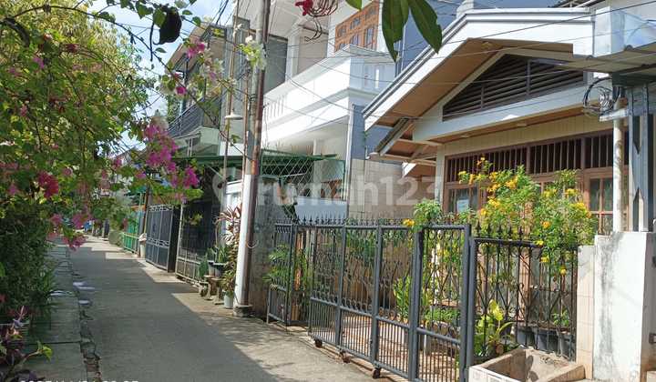 House in Duta Kranji Bintara Near to KRL Cakung & LRT 2