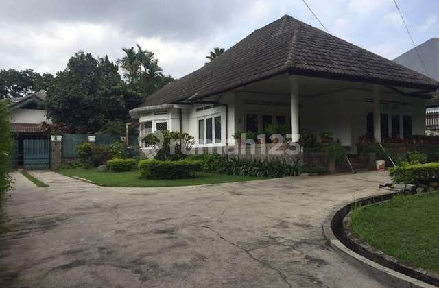 Dijual Rumah Belanda Terawat Di Sayap Dago Bandung