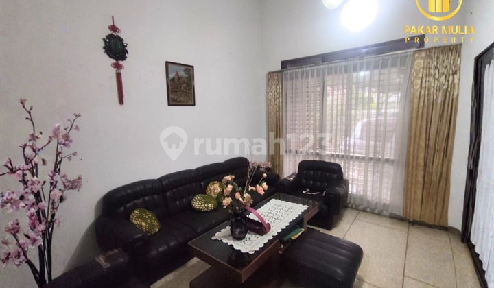House for Sale in the Prime Location of Sayap Riau, Bandung 2