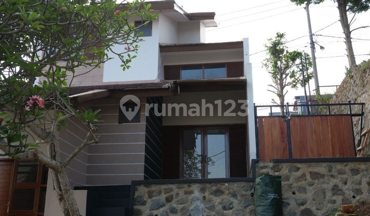 Dijual Rumah Villa Lungkungan Asri View Bandung di Awiligar Cigadung Bandung 2