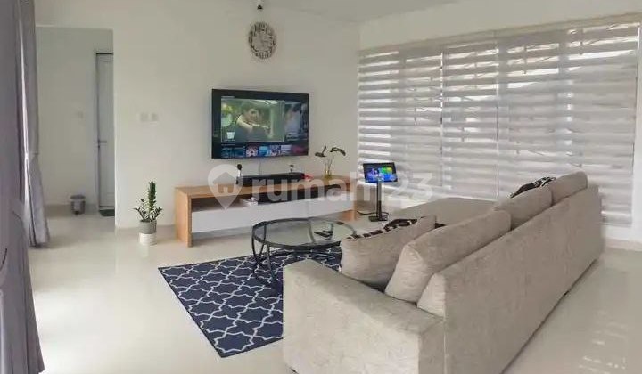 Dijual Murah Rumah Villa Bagus Ada Kolam Renangnya Di Padasuka Bandung 2