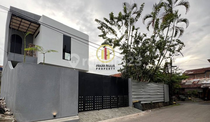 Dijual Rumah Modern Tropical Minimalis di Turangga Bandung
