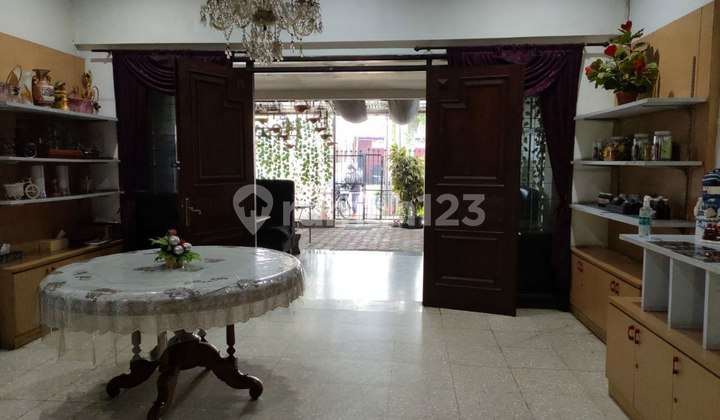 For Sale Commercial House Suitable For Residence/Office/Business On Main Road Lodaya Bandung 2
