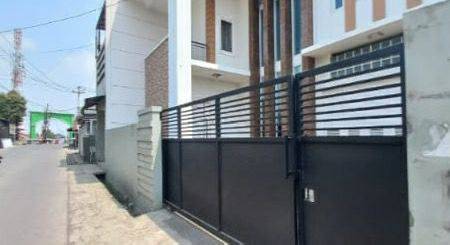 Rumah 2 Lantai Di Jalan Raya Ciwaruga Bcocok Untuk Rumah Tinggal/Usaha Bandung  2