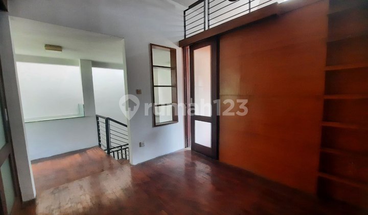 Dijual Cepat Rumah di Komplek Buah Batu Regency Bandung 2