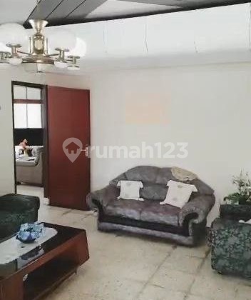 For Sale Ready-to-Occupy House in Tubagus Ismail Dago Bandung 2
