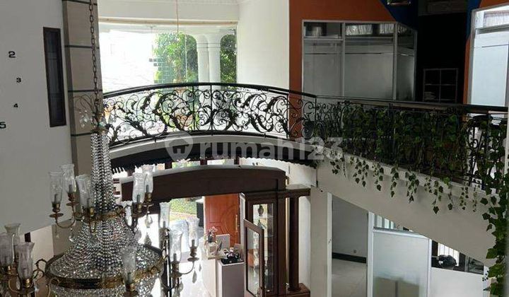 Dijual Rumah dan Kantor Lux di Cisitu Dago Bandung