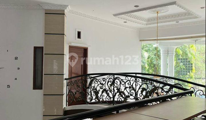 For Sale Luxurious House and Office in Cisitu Dago Bandung 2