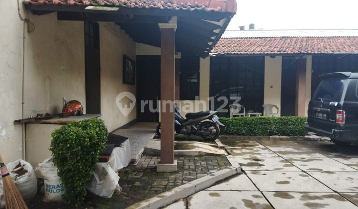 Dijual Rumah Lama Hitung Tanah Di Mainroad Terusan Buah Batu Bandung 2