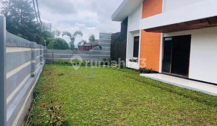 For Sale Comfortable Well-Maintained Move-In Ready House In Setrasari Pasteur Bandung 2