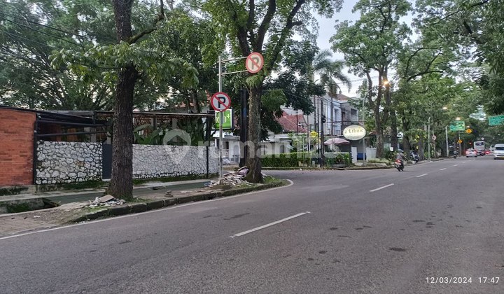 Dijual Rumah Sayap Riau Bandung Depan Stadion Siliwangi Bandung